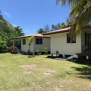  Hébergement de vacances Fare Titaina